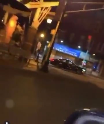 Wtf!!! Guy walks through Philly naked with extremely sw
