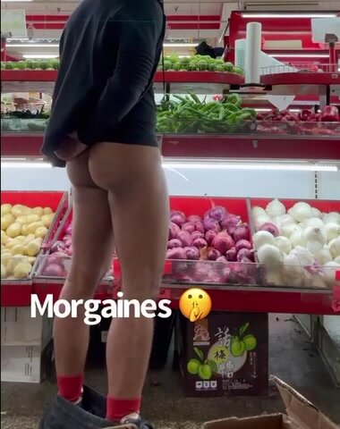Grocery store piss