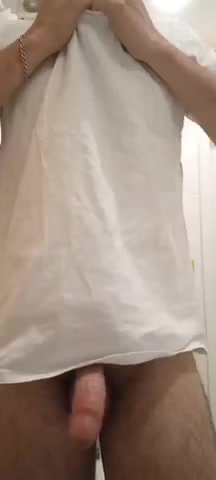 Guy flexing and cumming part 3