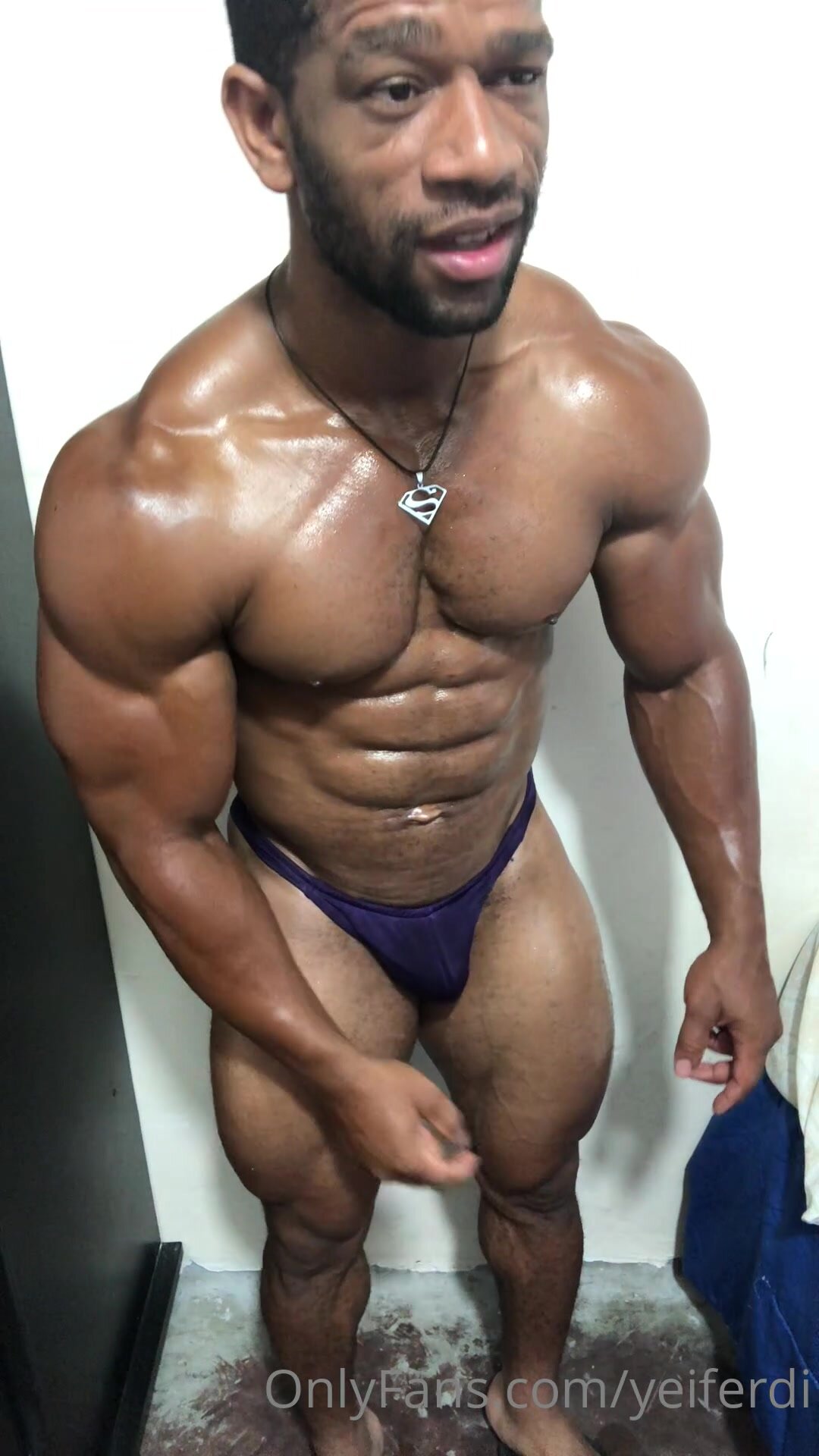 hot big muscle - video 3