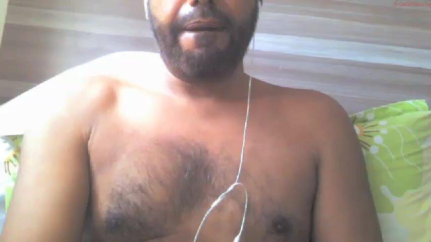 Pakistani Daddy flashes cute cock