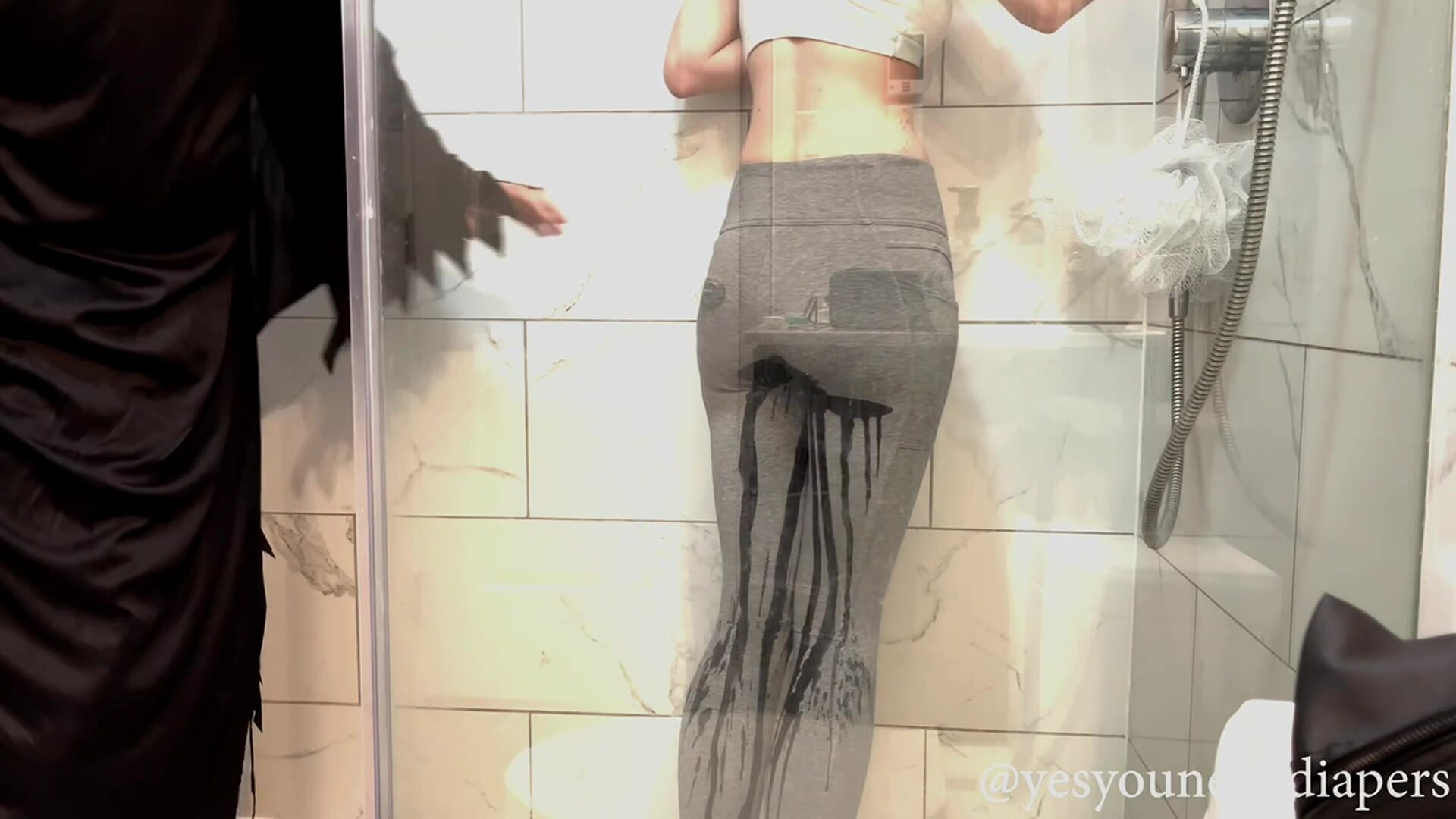Wetting leggings in shower