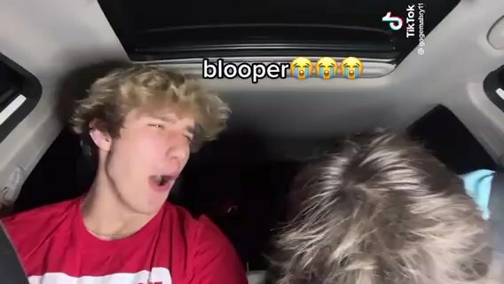 super hot dude farts in car with friend