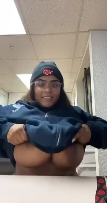 360px x 681px - Cute latina shows huge heavy breasts at work - ThisVid.com