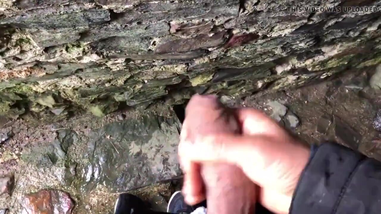 Tourist Wanking in Castle Aisle