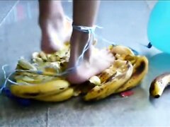 Foot Crushing Legends - Fruits