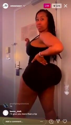 ebony huge and thick ass
