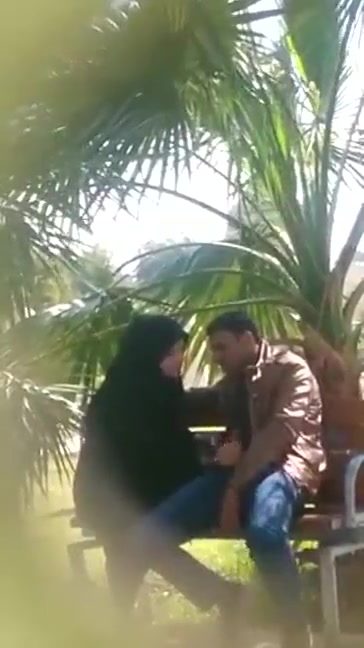 Public Blowjob - video 3