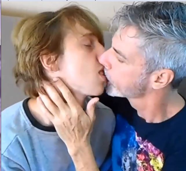 beijando meu paizão
