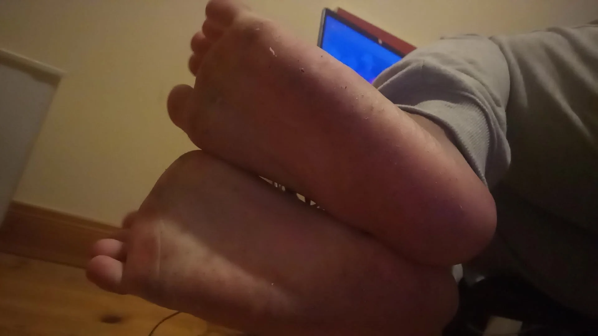 Dirty Femboy Soles - ThisVid.com