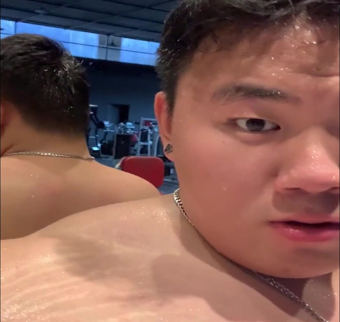 Wide Asian Boi
