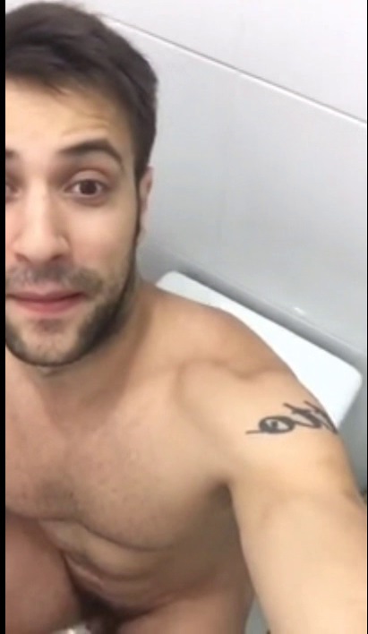 Hot Guy Doing Video Farting On Toilet
