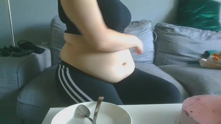 chubby girl eating cake 8