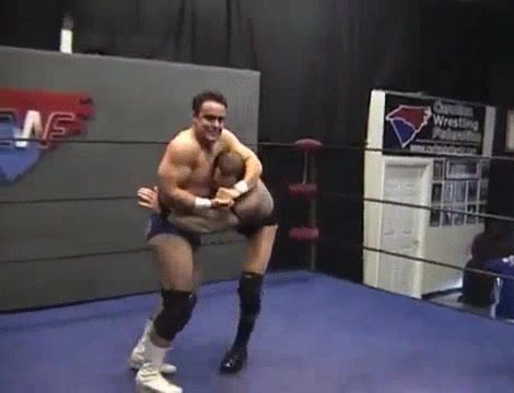Musclemen  wrestling - video 2
