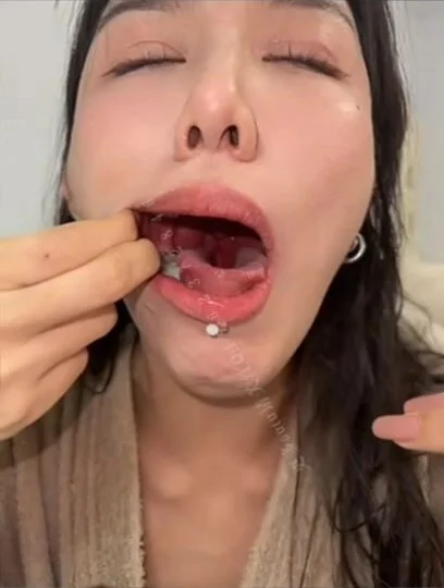 Asian Chinese girl vomit video 39 ThisVid