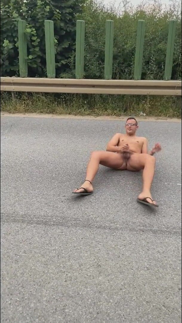 German jerks off his next to highway