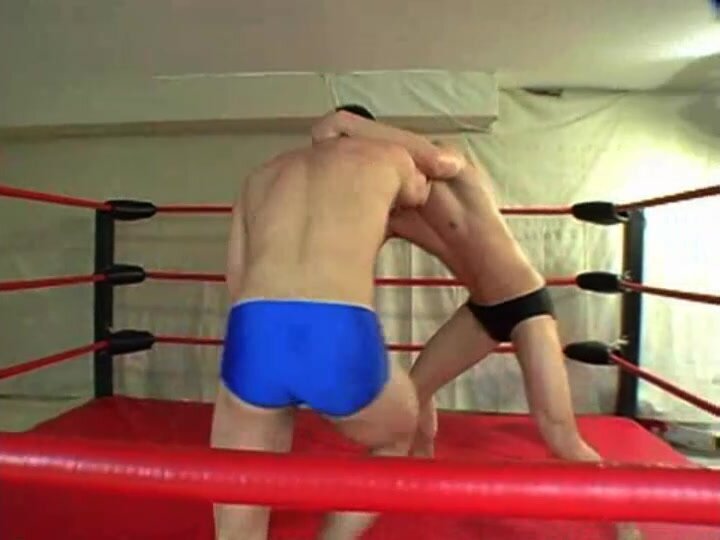 Hot wrestlers - video 18