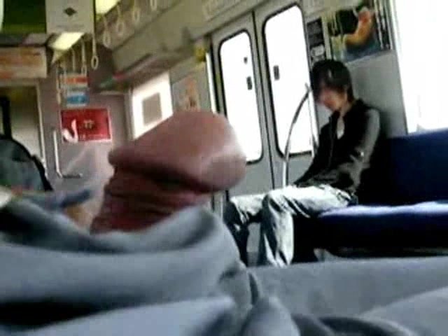 Mostrando o Cabeção no Metrô  Show big Head cock public