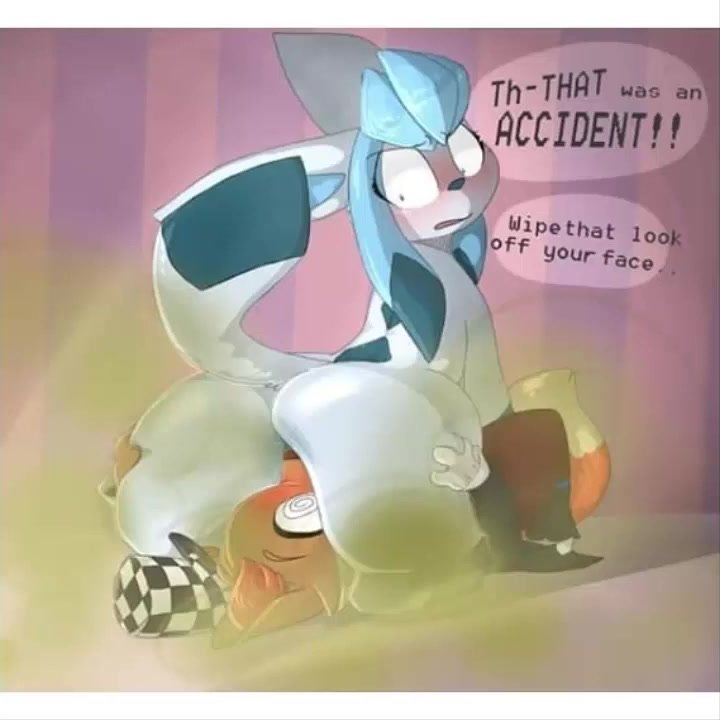 Glaceon farts on flareons face