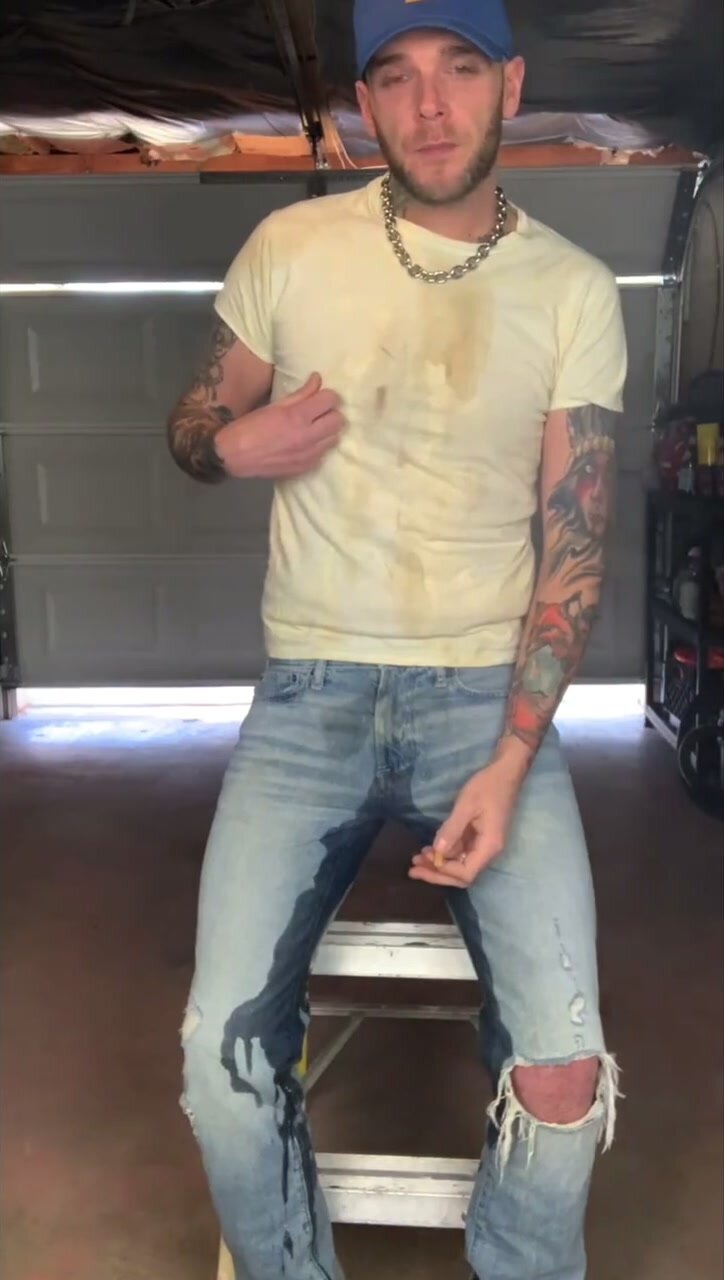 He wets his jeans - video 2