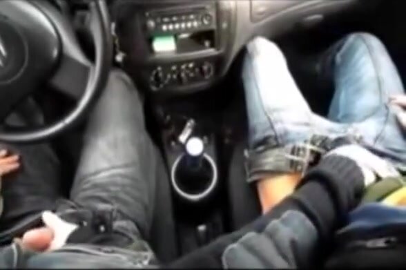 horny guys hook up in car for a nice mutual wank