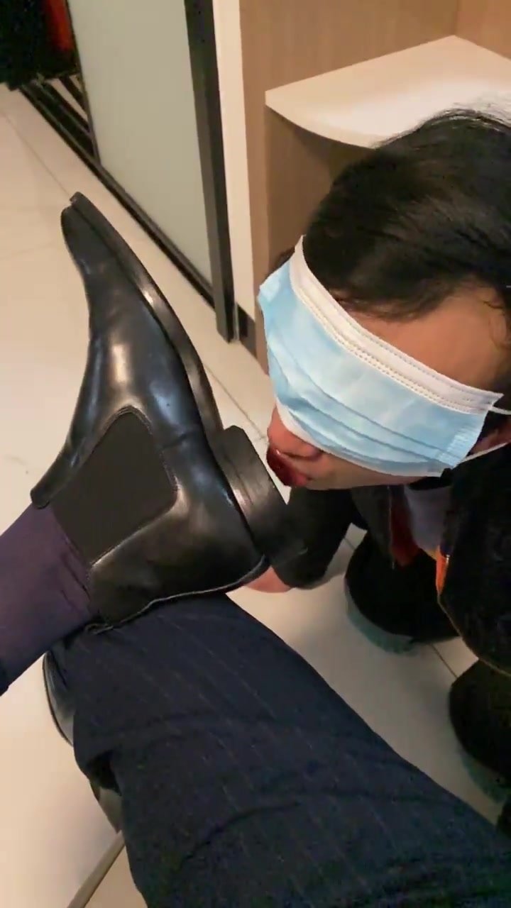 Getting My Dirty Boots Sole Cleaned..