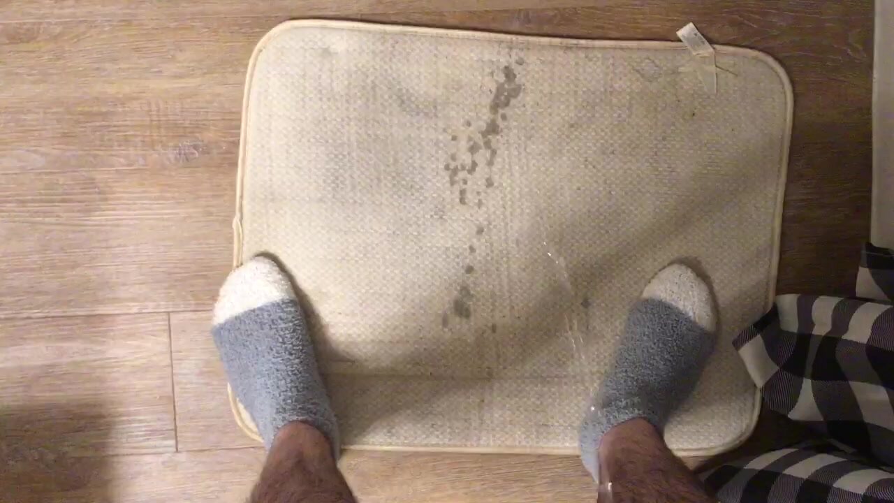 Peeing on a Mat