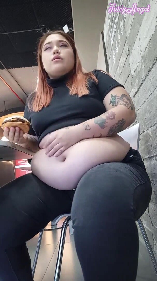 bbw stuffing belly with fast food