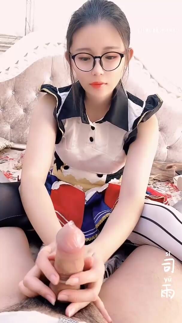 Asian girl cosplay and gets well fucked