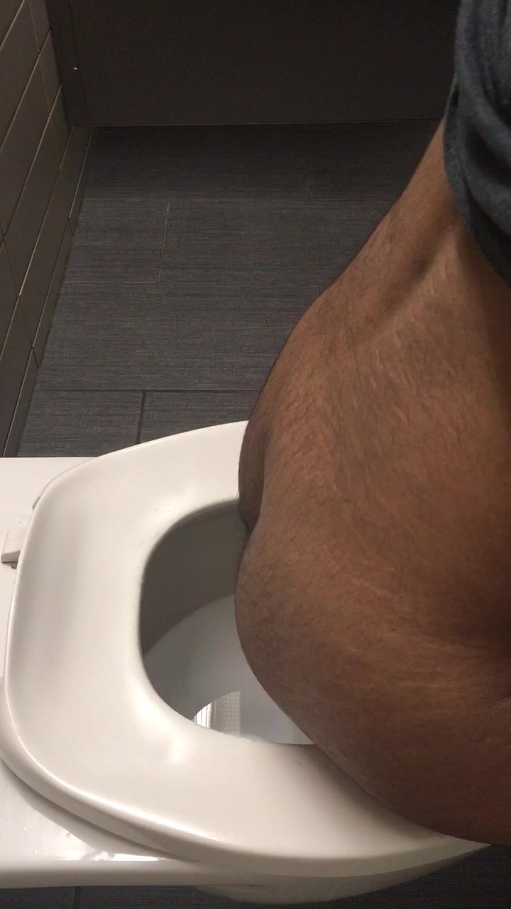 Public toilet poop - video 5