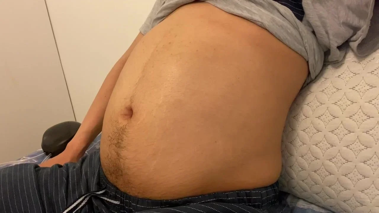 Belly inflation with new pump - ThisVid.com 中文