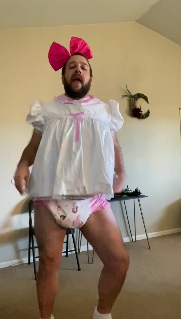 Sissy Dancing After Hypno