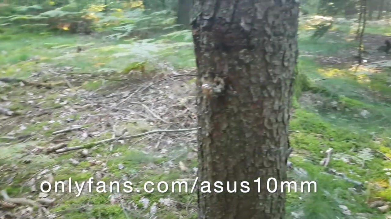Guy caught wanking in the woods get fucked