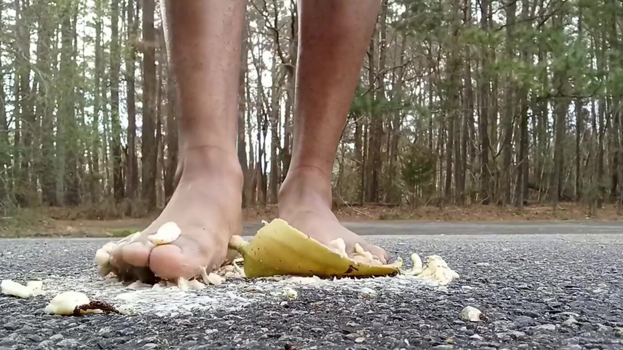 Bananas Stomped 2 - ThisVid.com
