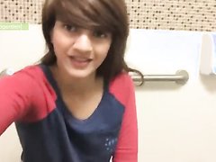 Hot chick farting - video 19
