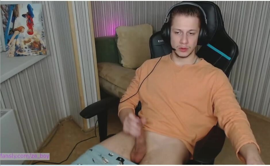 sexy russian boy stroke on cam 22