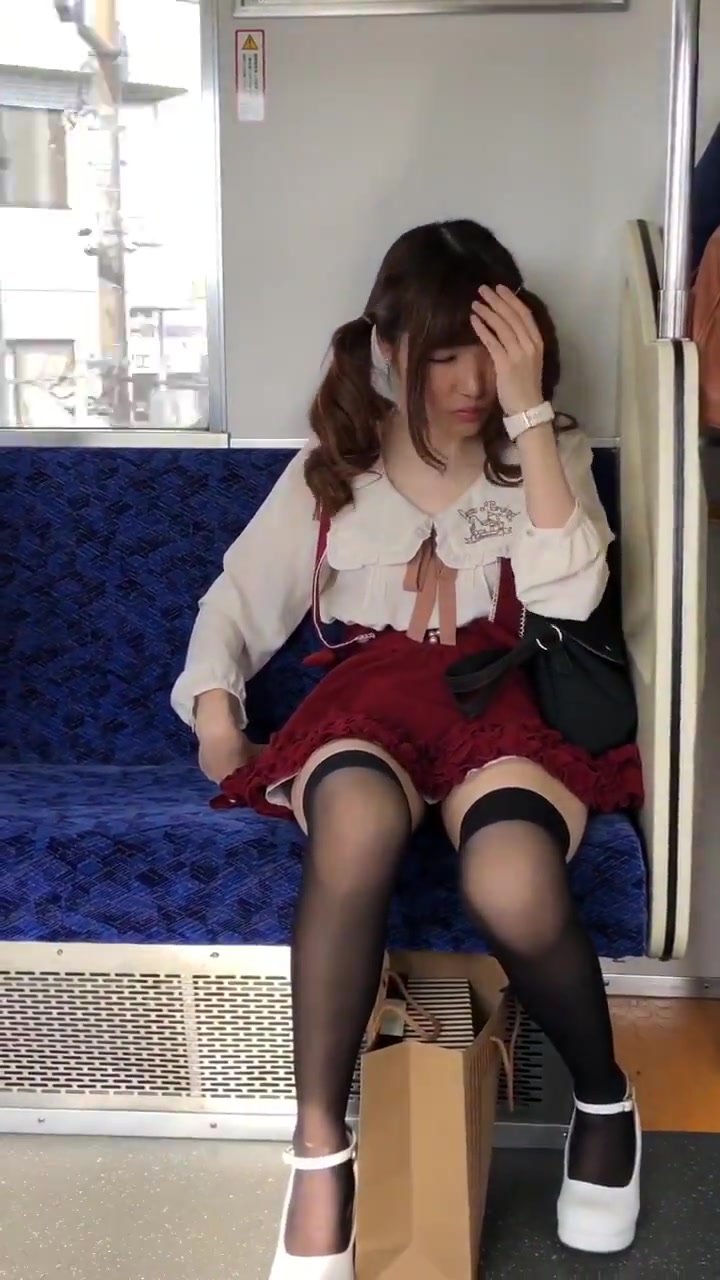 Japanese Lady Upskirt - video 30