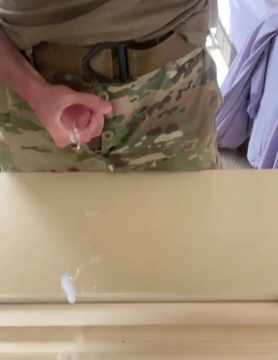 Barracks Nut