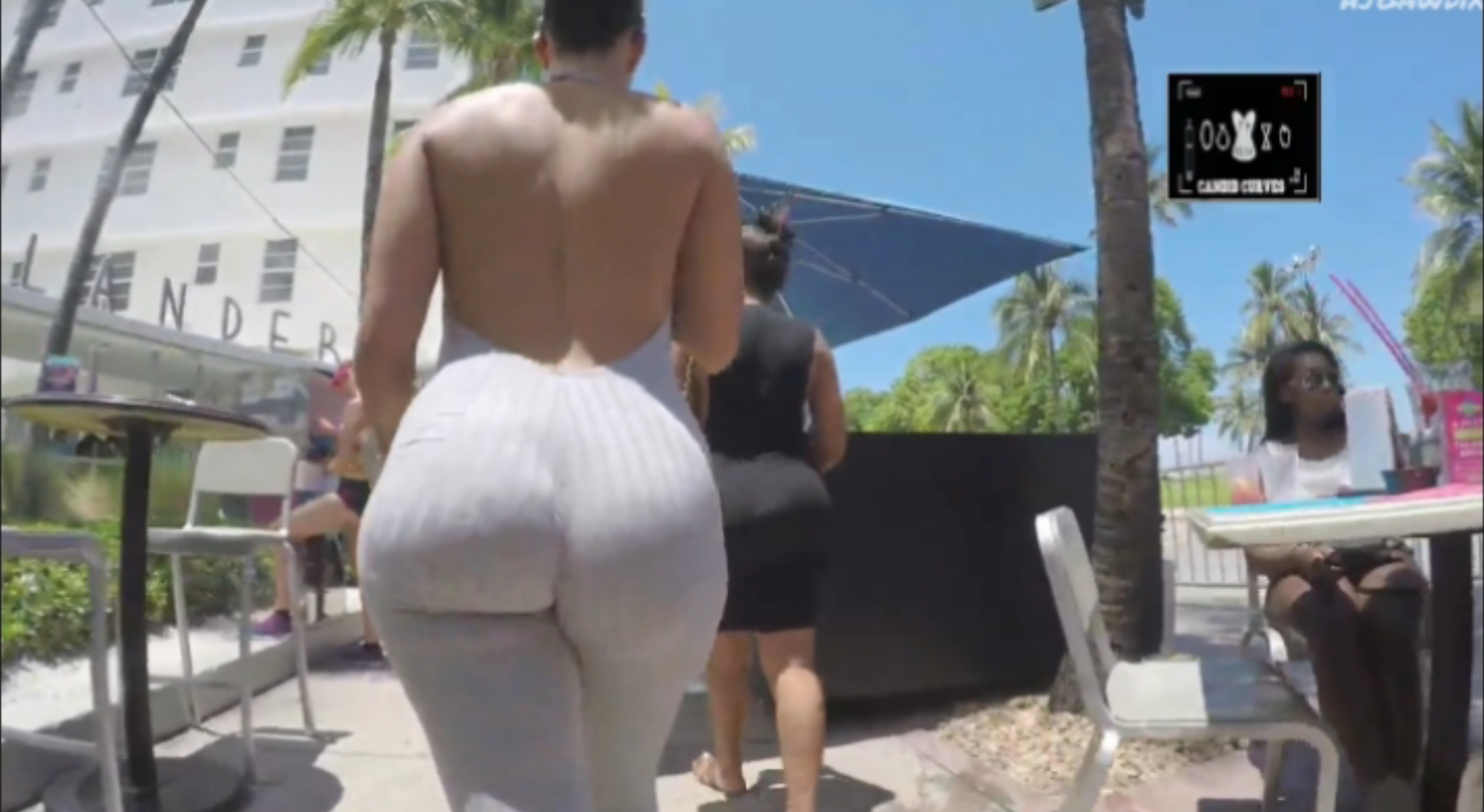 BOW BIG SEXY BOOTY CANDID
