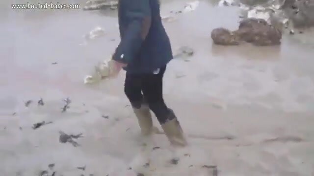 Girl in muddy boots - video 2