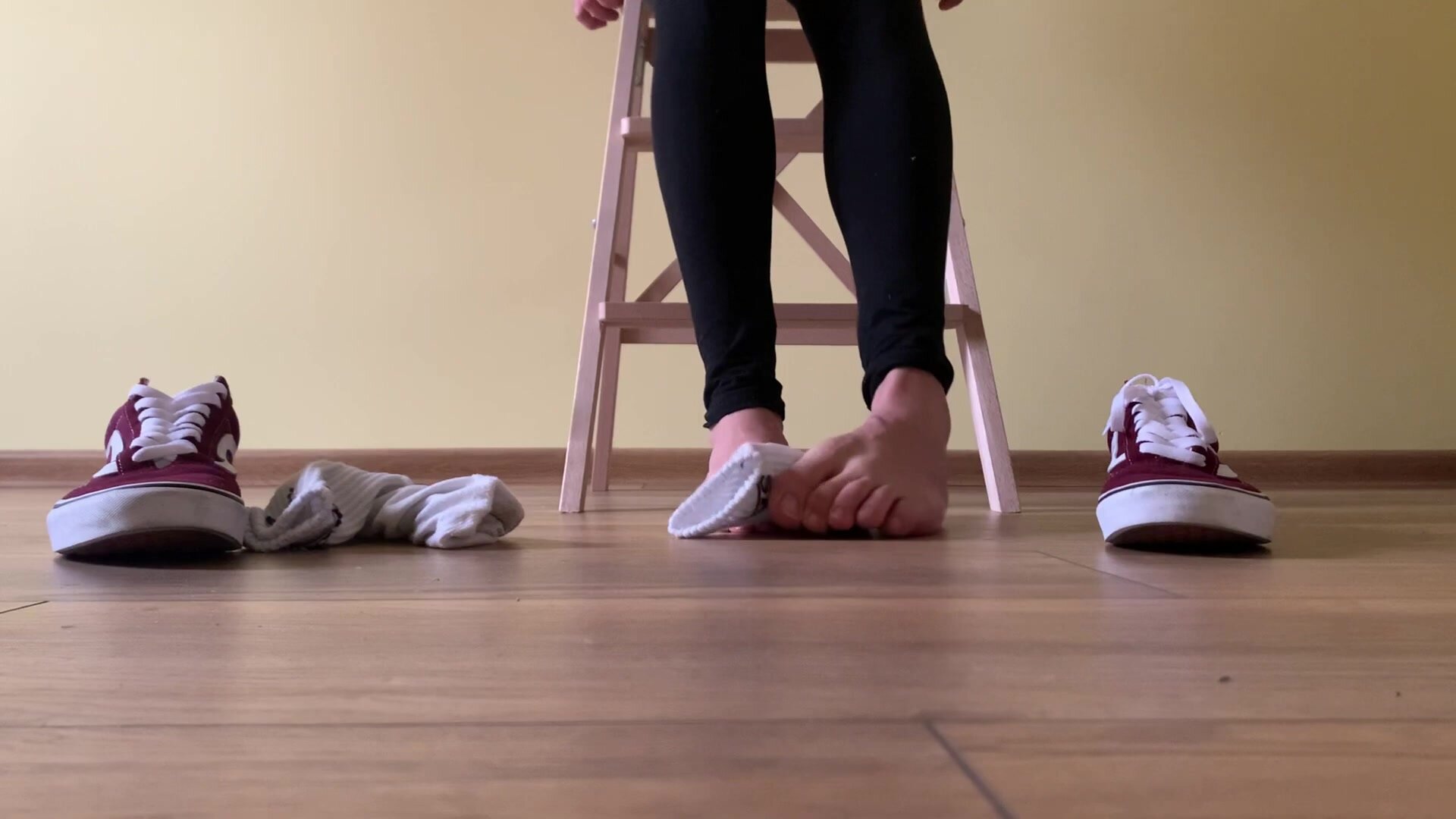 Twinks Sexy Sweaty Socks and Feet After Gym