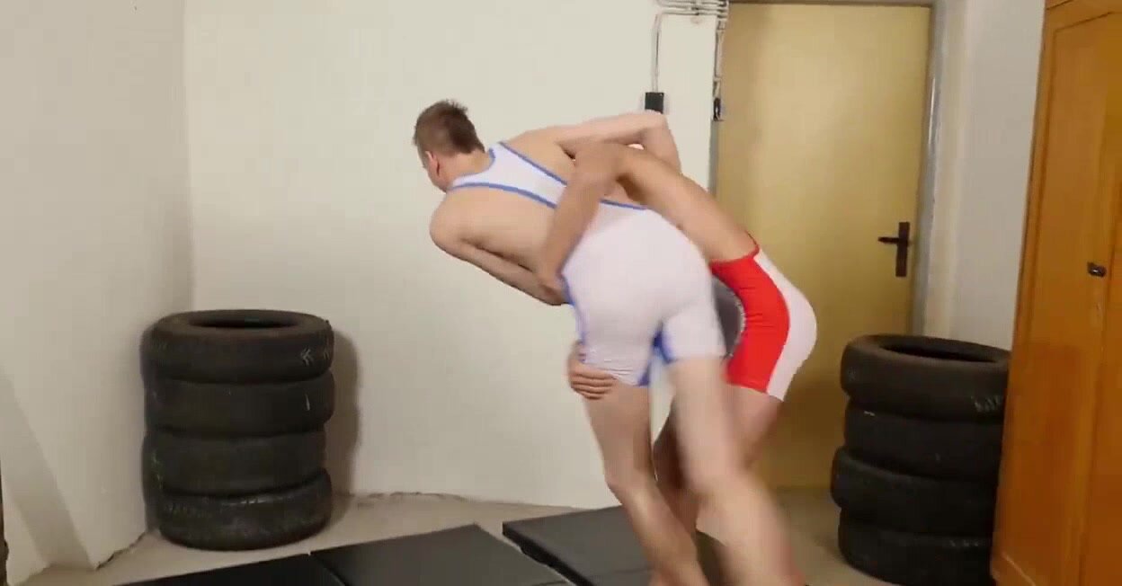 Twinks  wrestling