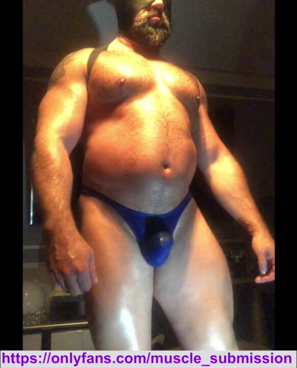 Worshipe me !