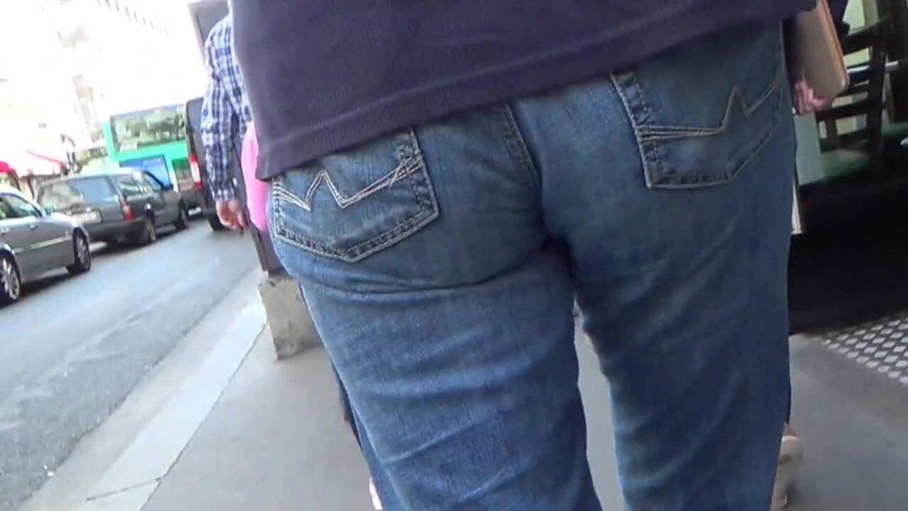 Guy walking in tight Jeans