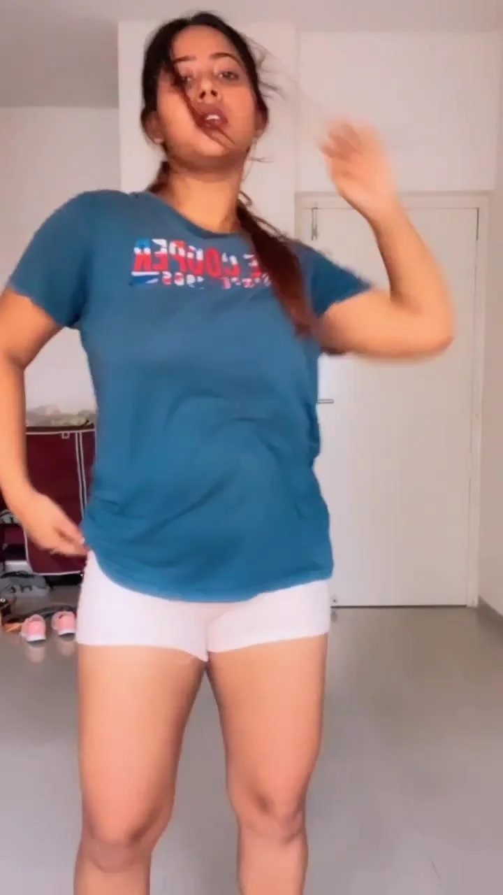 Non Nude) Lactic Babe - ThisVid.com
