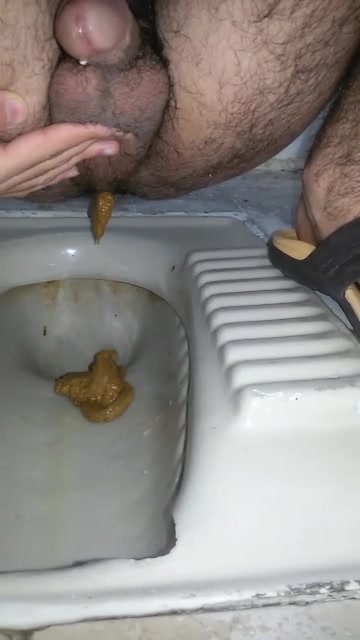 pooping - video 178