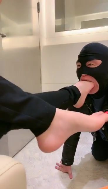 chinese foot fetish and gag