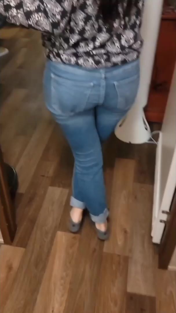 desperate accident in jeans