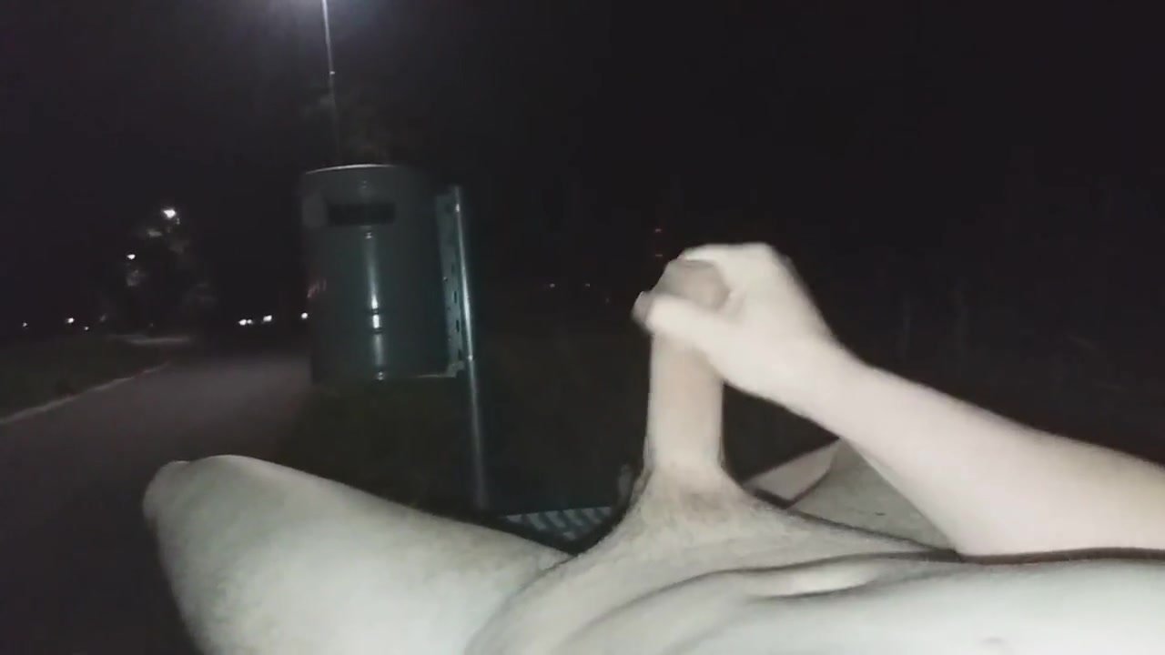 Cumming for passing cars on the road