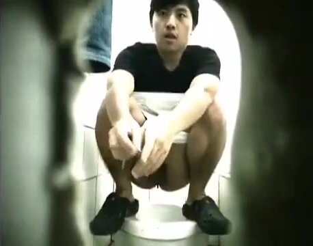 Asian guy diarrhea_video 1